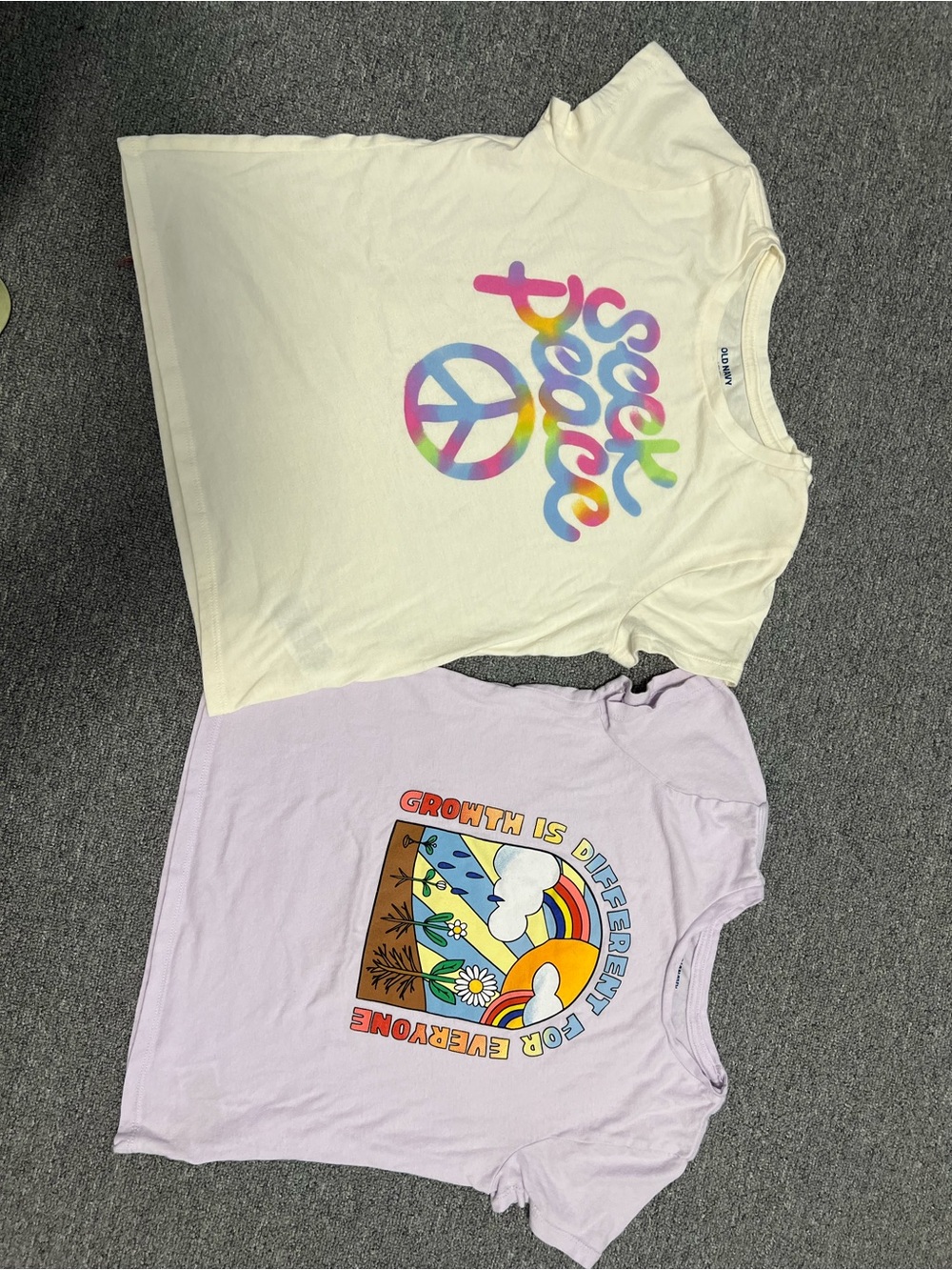 Old Navy Girl’s Tees Bundle 10-12T - Picture 11 of 11